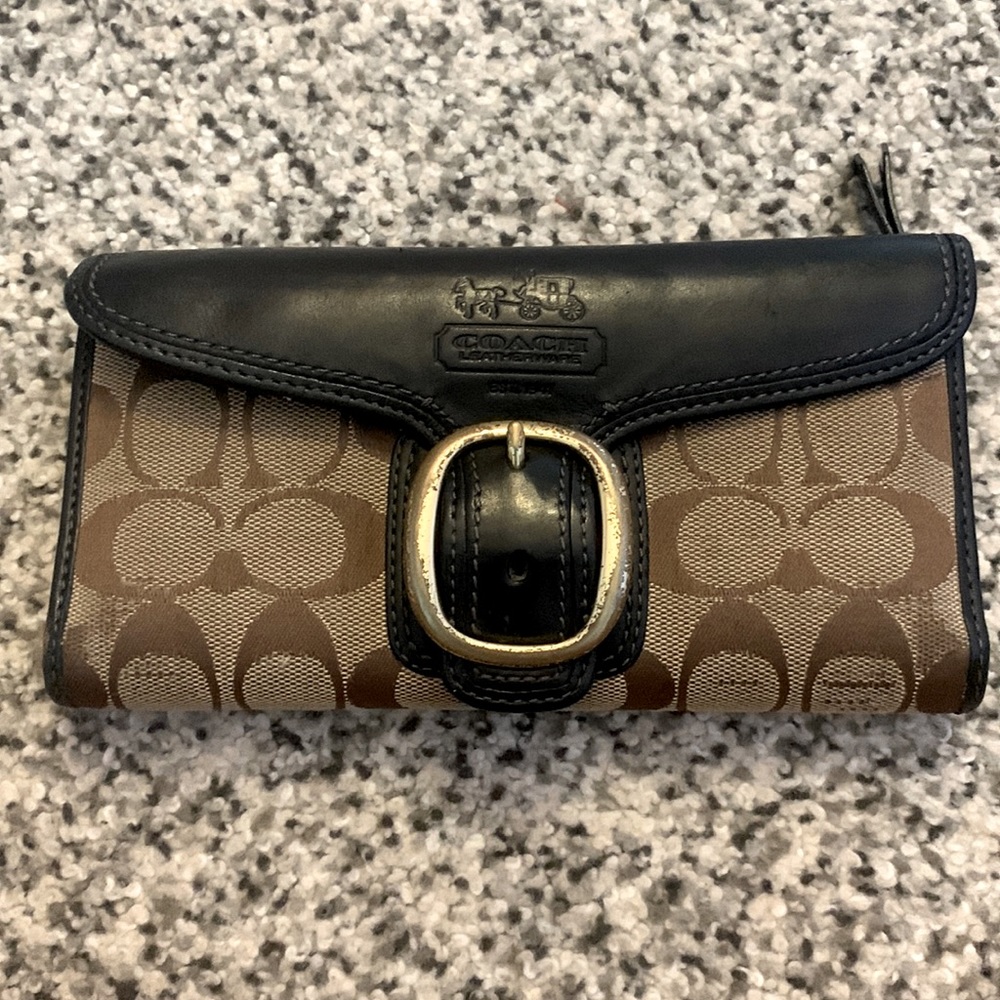 Coach wallet